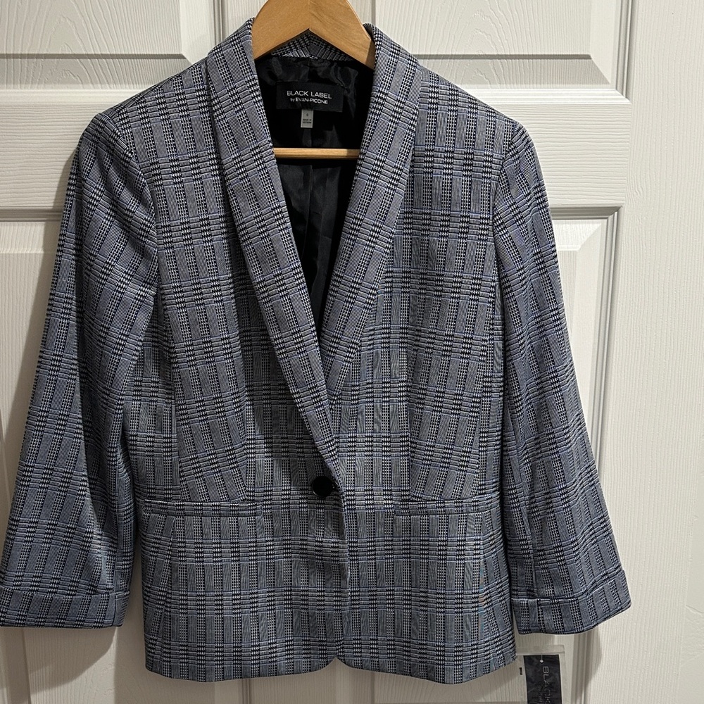 Black Label Women's Classic Gray Checkered Blazer